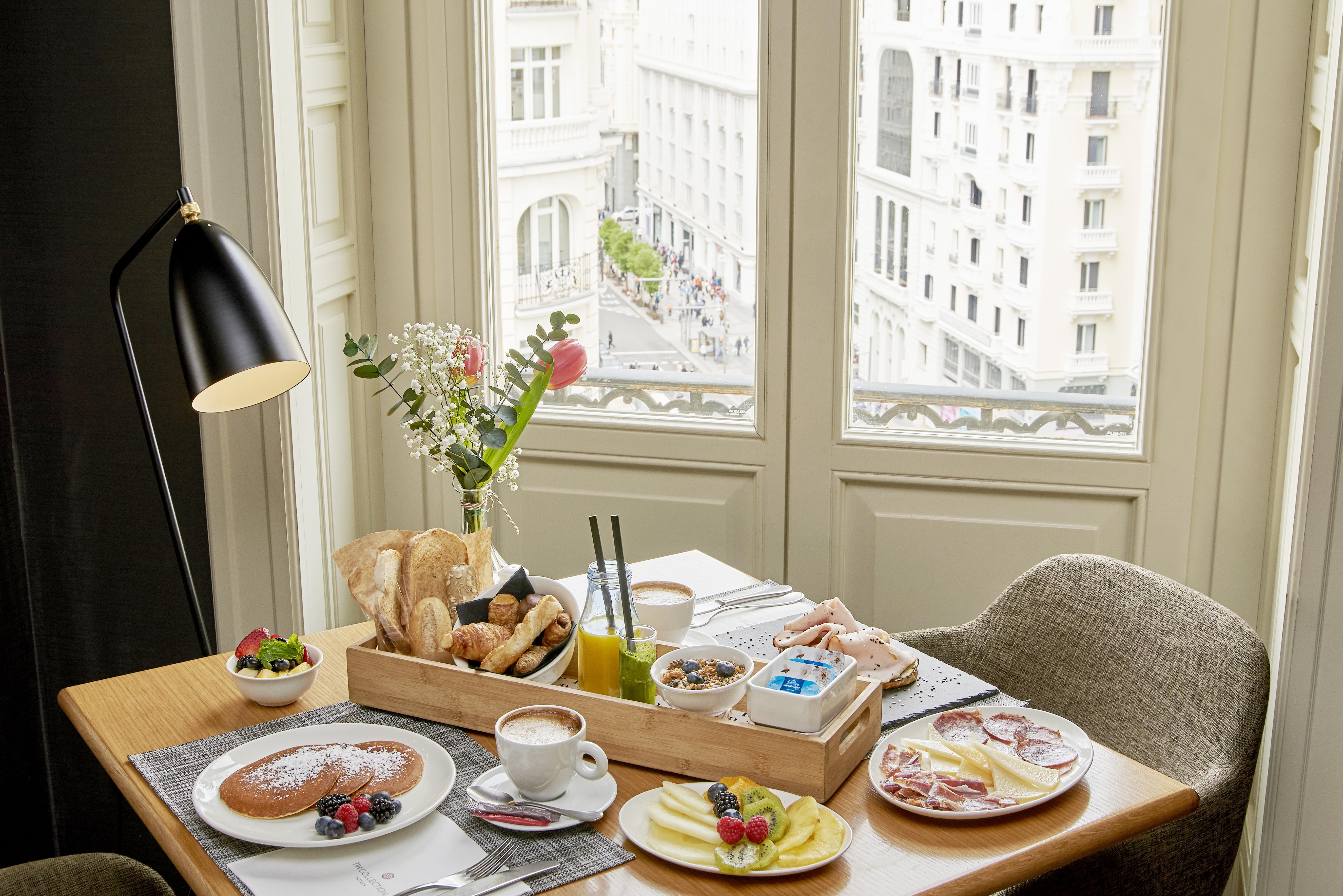 Nh Collection Madrid Gran Via Hotel Bagian luar foto