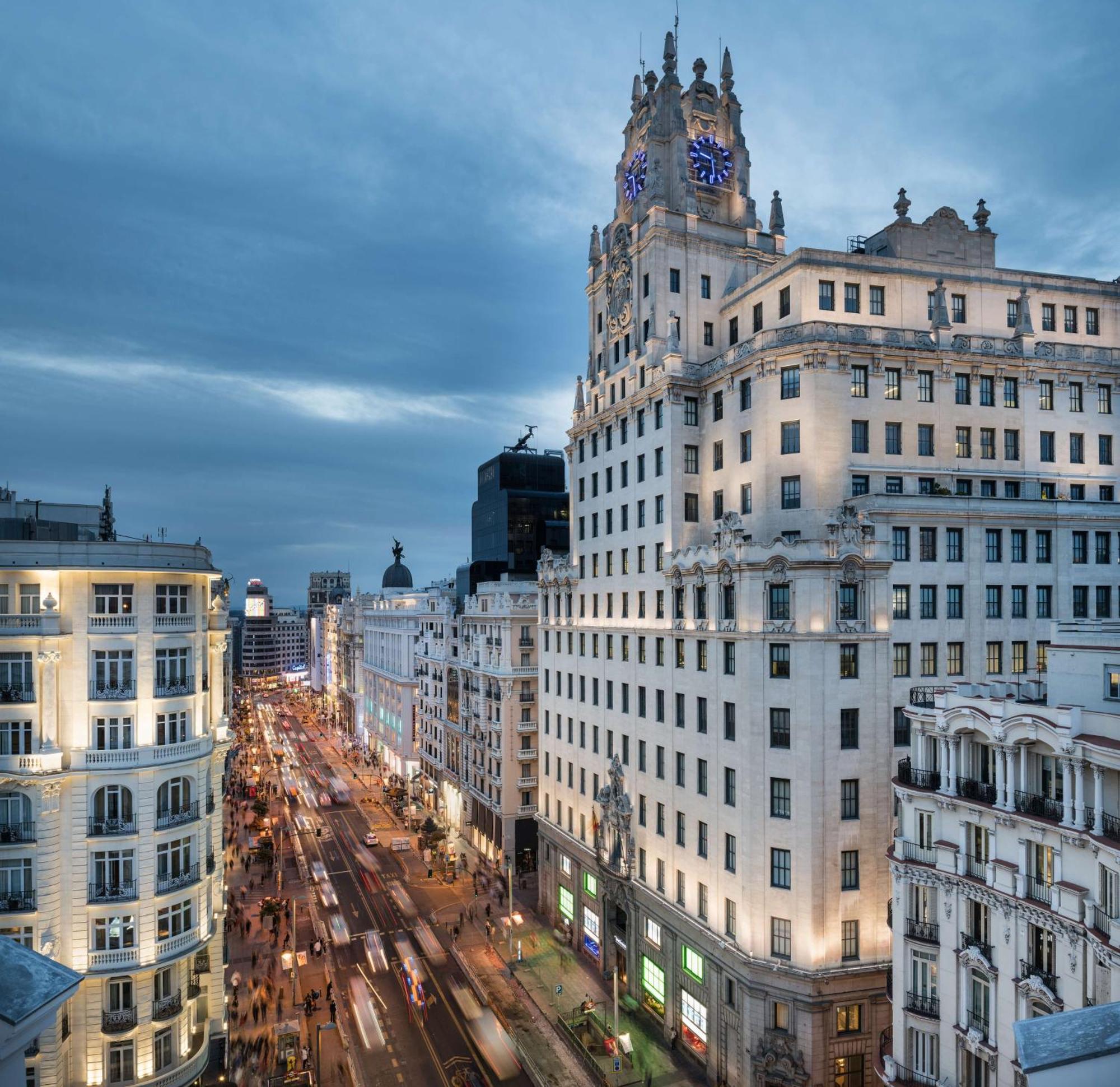Nh Collection Madrid Gran Via Hotel Bagian luar foto