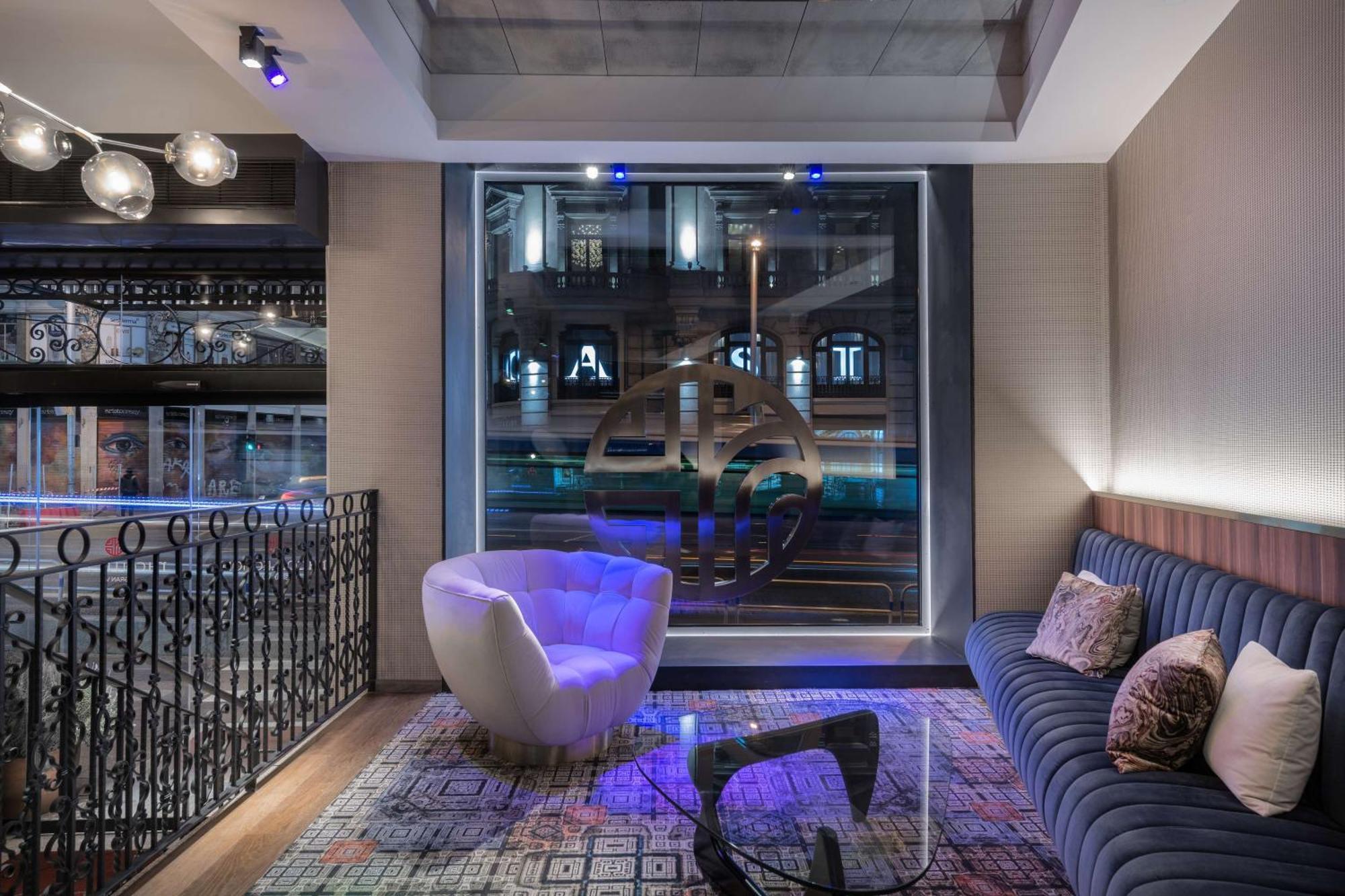 Nh Collection Madrid Gran Via Hotel Bagian luar foto
