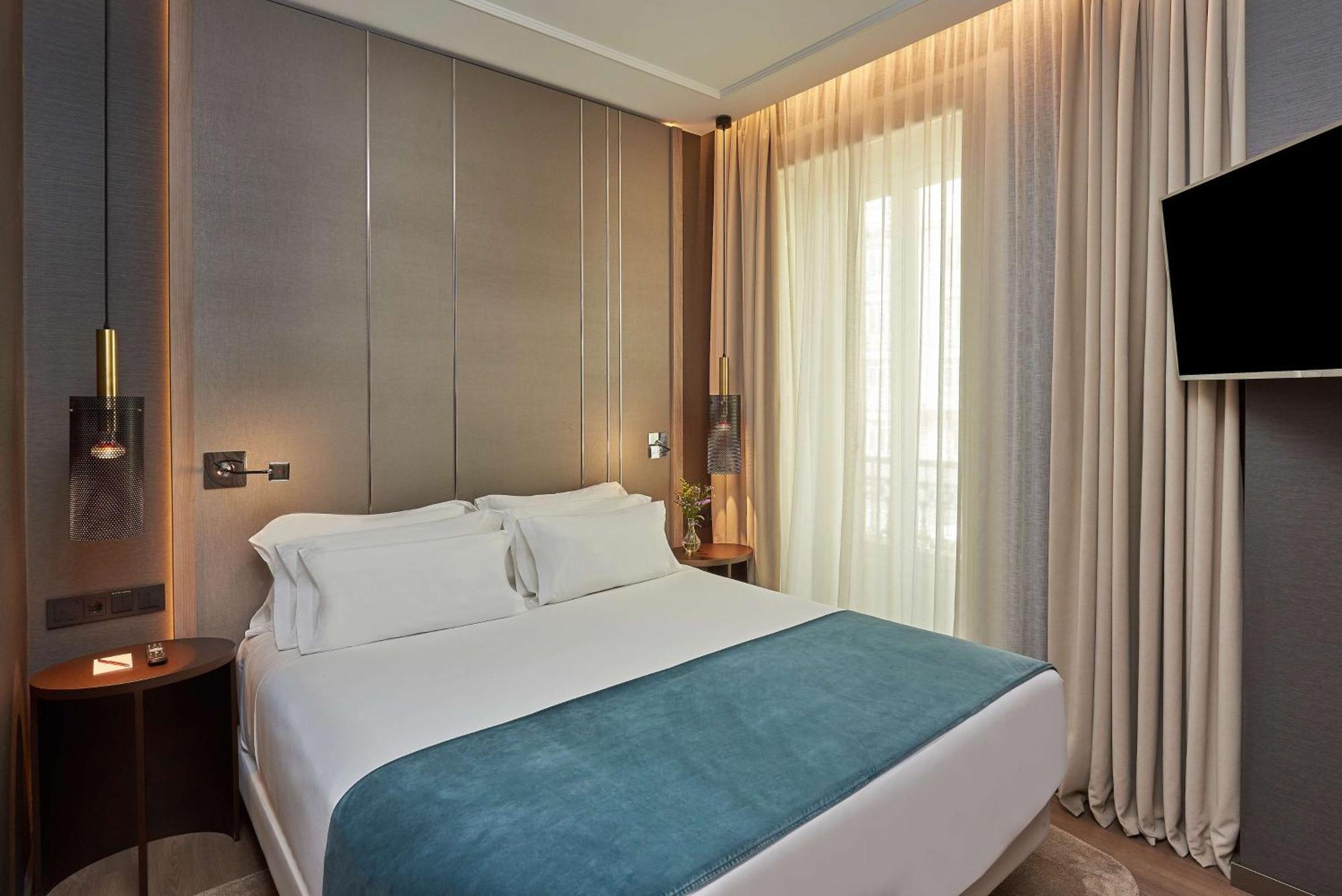 Nh Collection Madrid Gran Via Hotel Bagian luar foto