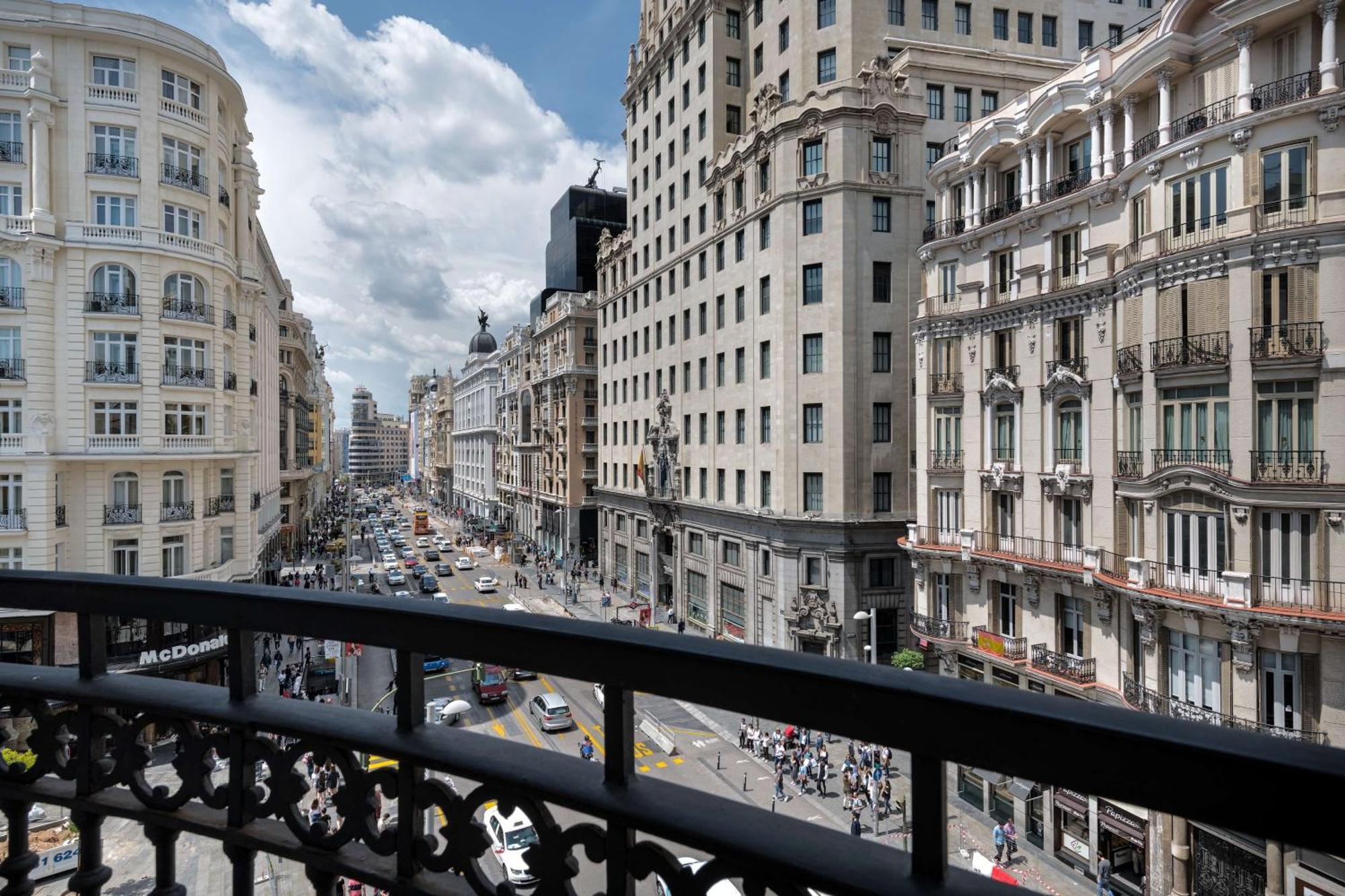 Nh Collection Madrid Gran Via Hotel Bagian luar foto