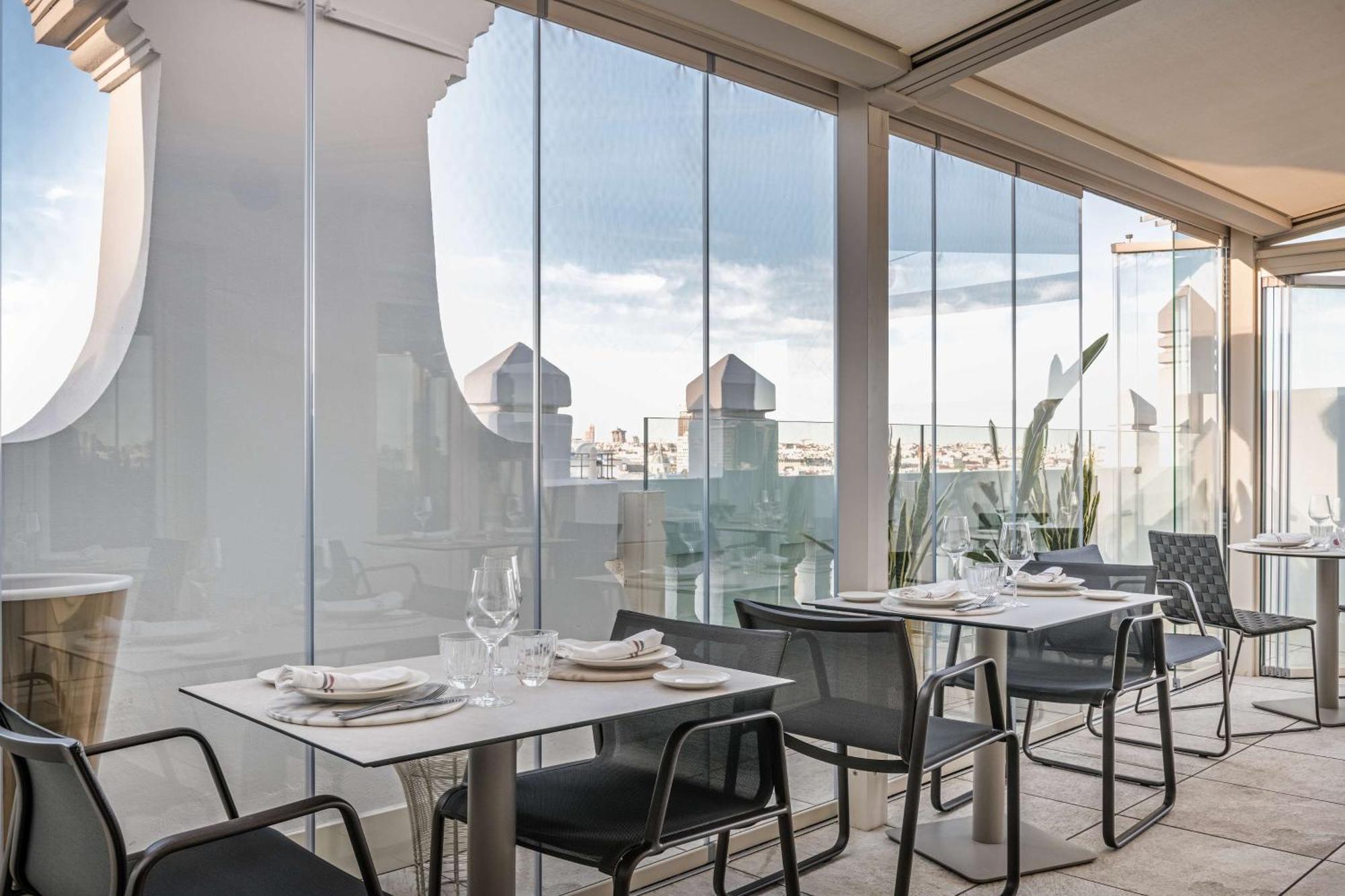 Nh Collection Madrid Gran Via Hotel Bagian luar foto