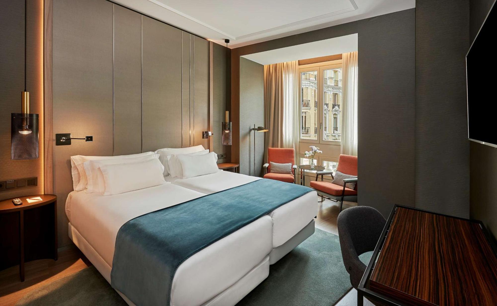Nh Collection Madrid Gran Via Hotel Bagian luar foto