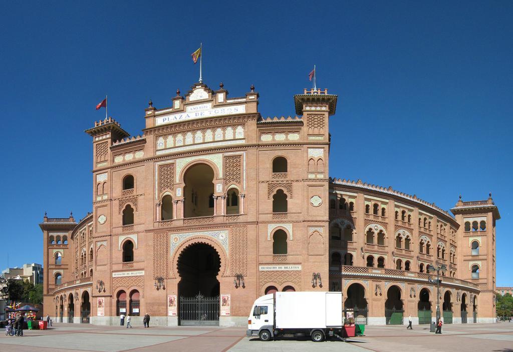 Nh Collection Madrid Gran Via Hotel Bagian luar foto