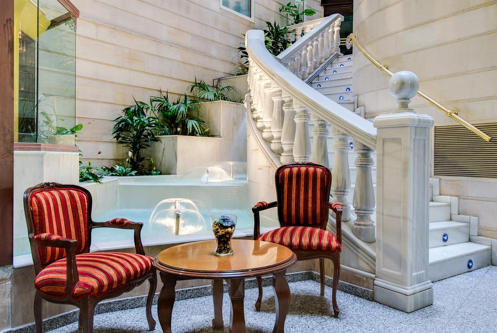 Nh Collection Madrid Gran Via Hotel Ruang foto
